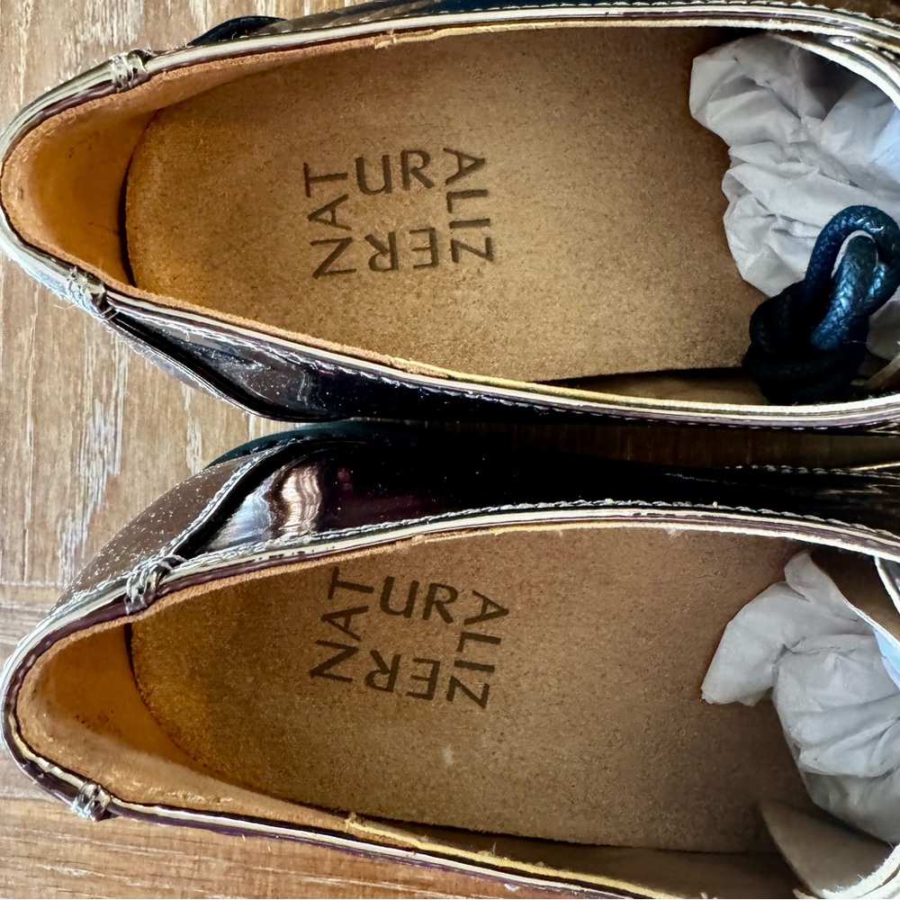 NIB mirror pewter Naturalizer Darry Oxfords 8.5N - Picture 8 of 14